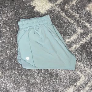 lulu Hotty Hots 2”inch teal, size 6